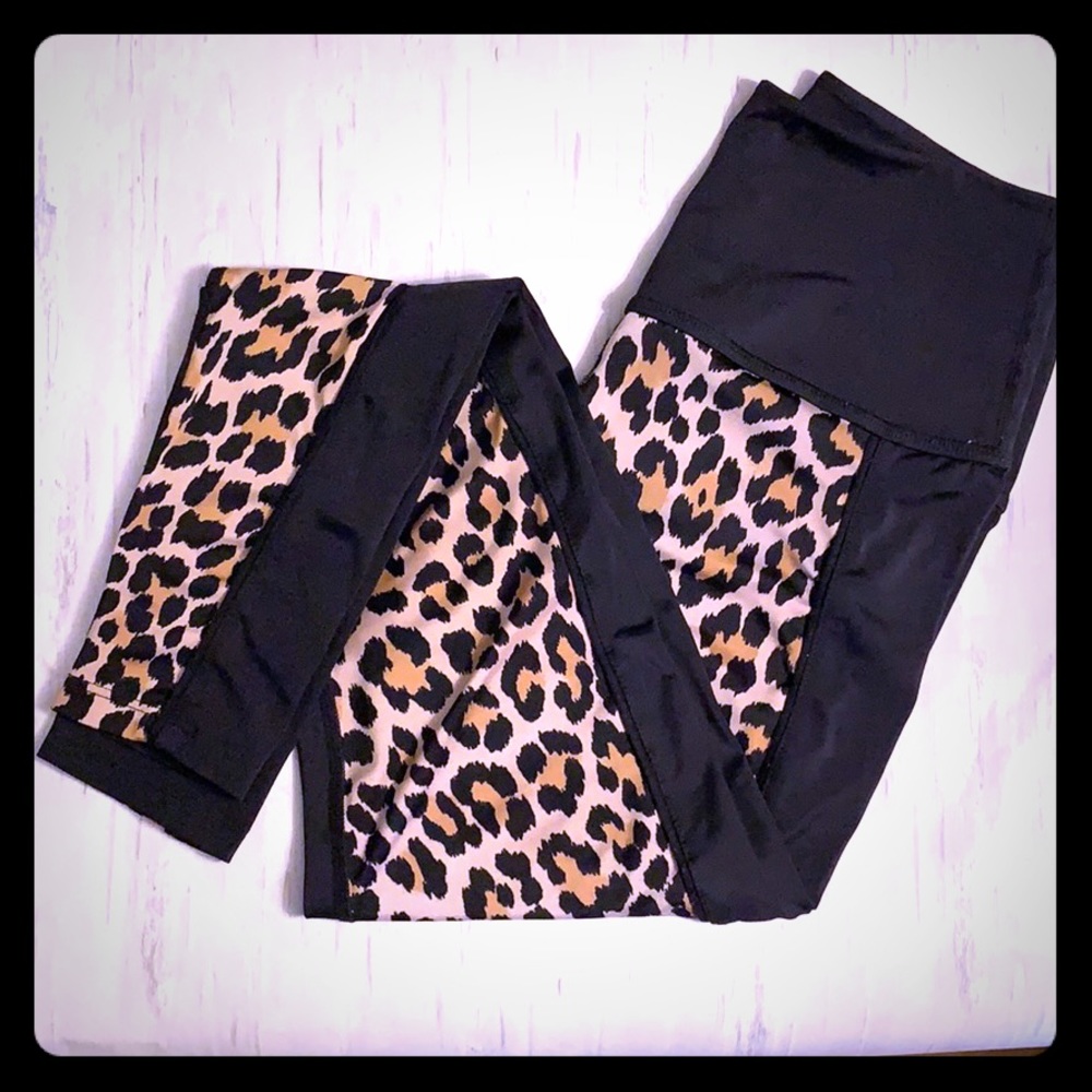 Kate Spade Beyond Yoga Leopard High Waist Legging
